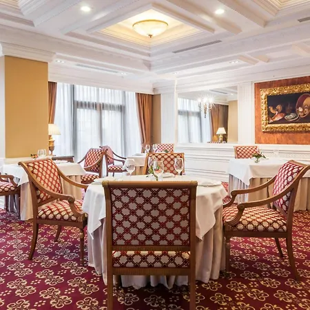 Hotell Eurostars Palacio Buenavista 5*