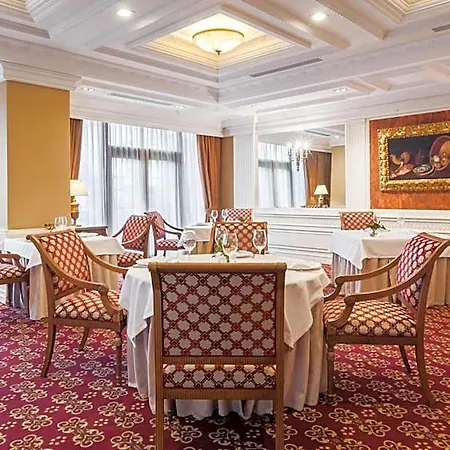 Hotel Eurostars Palacio Buenavista 5*